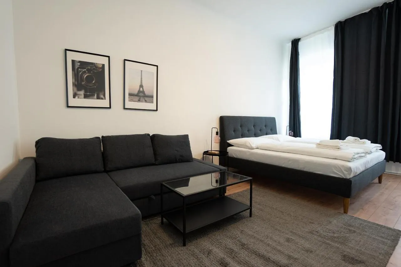 Lovely 1-Bedroom Apartment Next To Praterstern Viena