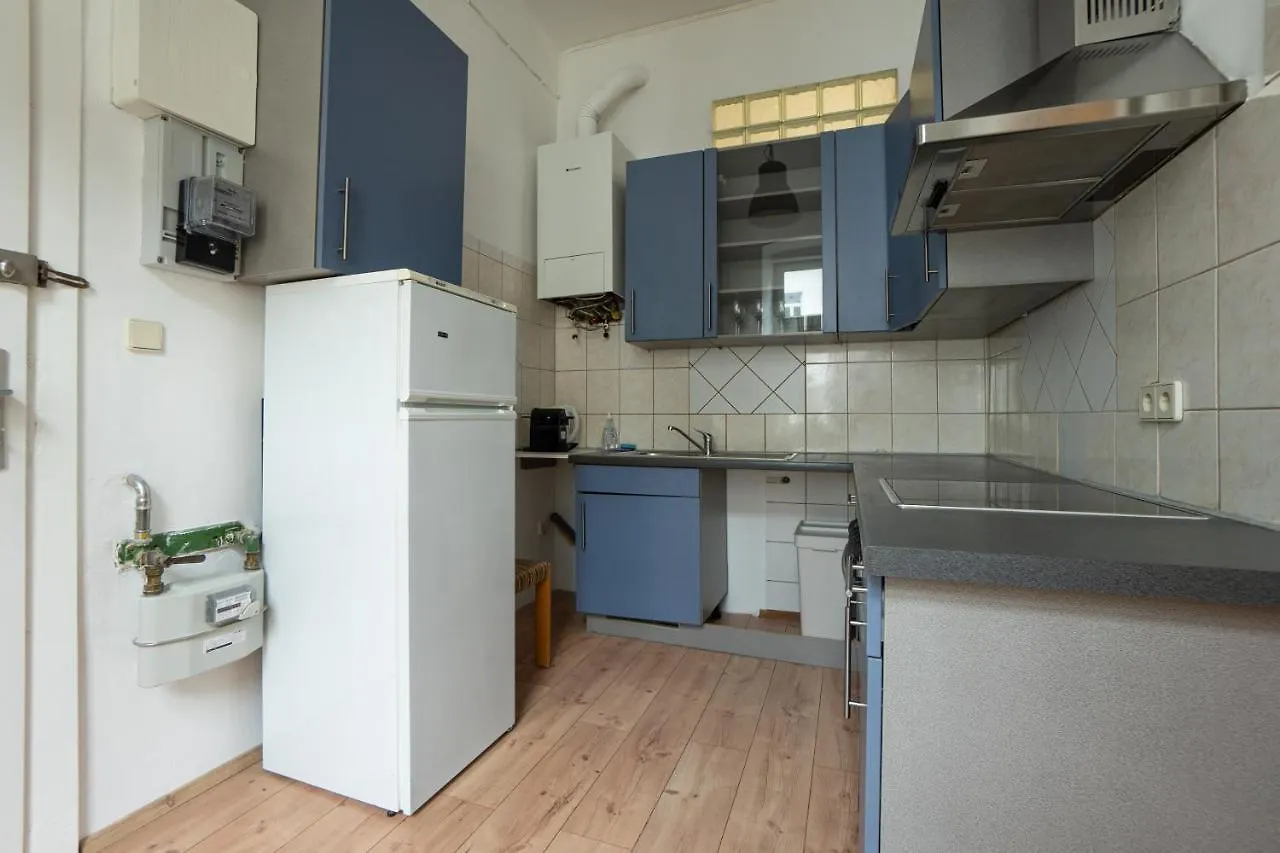 Lovely 1-Bedroom Apartment Next To Praterstern Viena